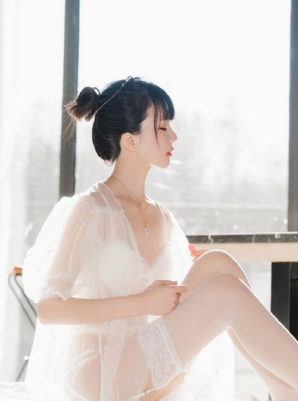 国产av白丝欧美小说_HD在线播放