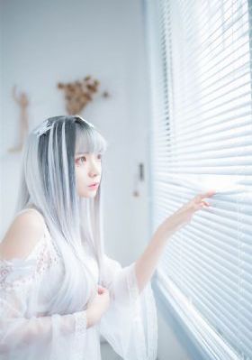 亚州国产成人精品女人久久久_剧情片免费高清观看